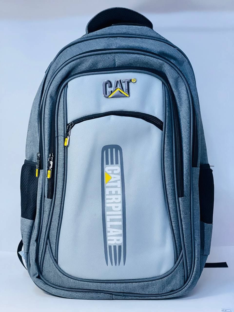 حقيبة ظهر لاب توب CAT مقاومة للماء مع منفذ USB